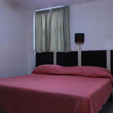 Hotel Plaza Aleman León de los Aldamas Chambre photo