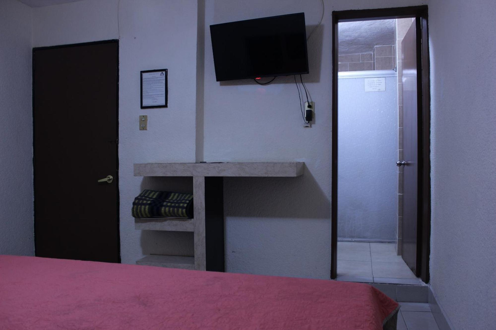 Hotel Plaza Aleman León de los Aldamas Chambre photo